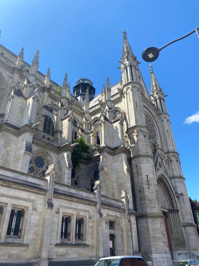 Bienvenue A La Rederie D'Amiensアパートメント エクステリア 写真
